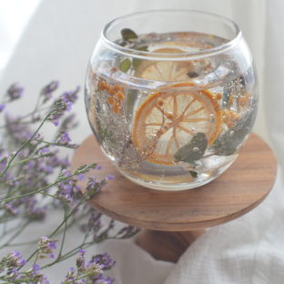 ボタニカルキャンドルホルダーの魅力